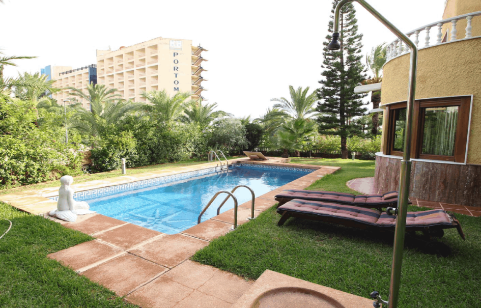 Chalet de Lujo en Aguadulce, Almería