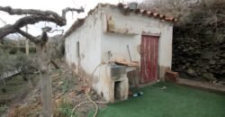 Cortijo con terreno de 5.000 m2 en Nacimiento.